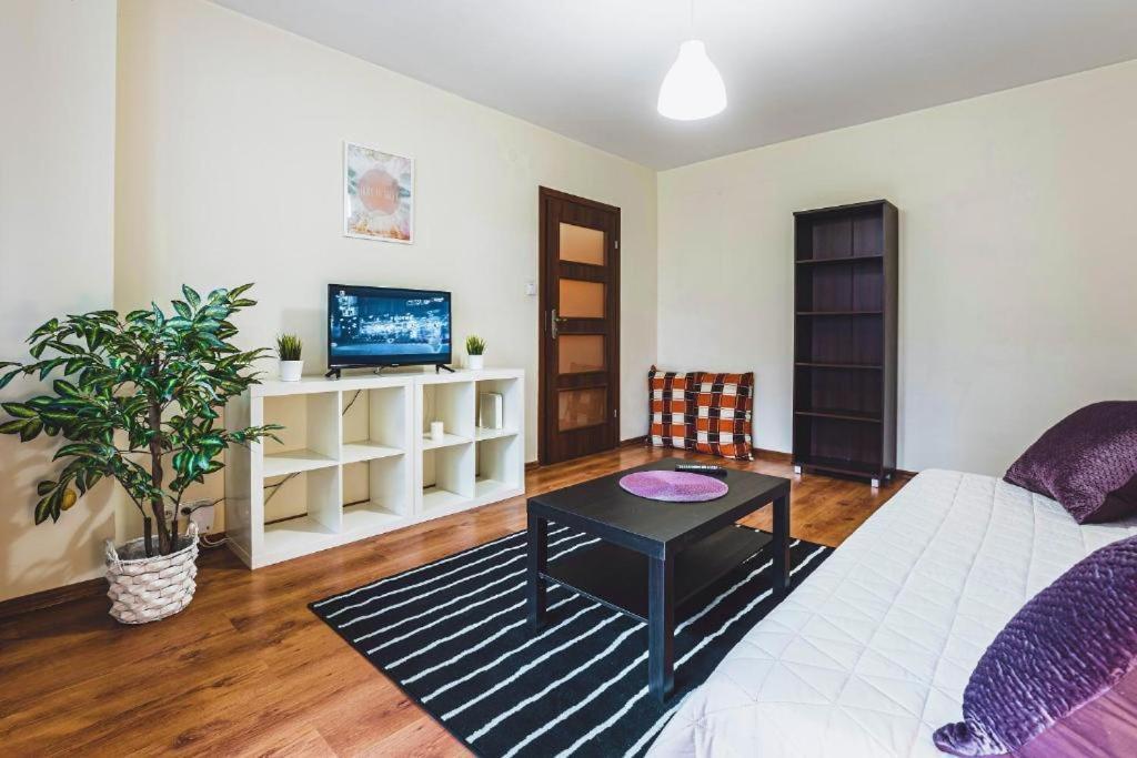 Apartament Niecala Queens Superior Люблин Экстерьер фото